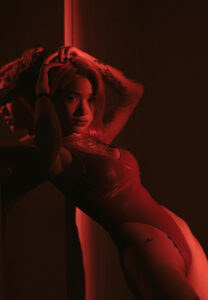 มิ้นท์ตี้ Kullanan-โชว์