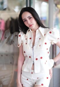 จ๊ะโอ๋ งามพริ้ง