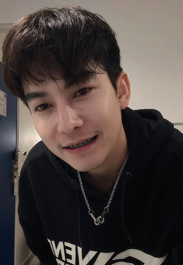 ครูเต้ย อภิวัฒน์
